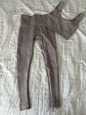 SET Active Workout Set in Dusty Lavender